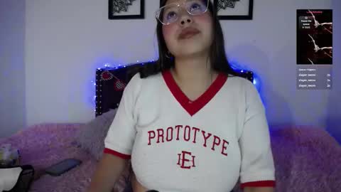 Sienna online show from February 12, 12:22 pm