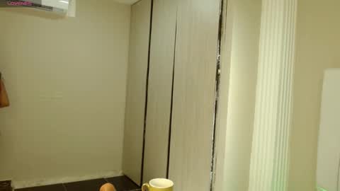 Snapshot of sienna_valexx chatting on October 8, 12:47 pm Sienna online show from October 8, 12:47 pm