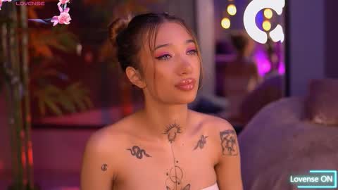 Snapshot of siennajayden chatting on October 28, 6:43 pm Sienna online show from October 28, 6:43 pm