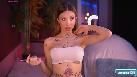 Snapshot of siennajayden chatting on November 12, 6:30 pm Sienna online show from November 12, 6:30 pm