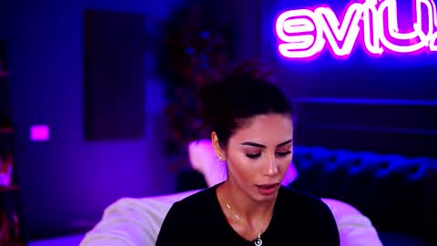 Sienna online show from November 19, 11:43 am