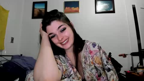 Snapshot of sierrasquirter chatting on January 3, 4:55 am Sierra online show from January 3, 4:55 am