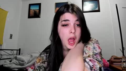 Snapshot of sierrasquirter chatting on January 24, 5:10 am Sierra online show from January 24, 5:10 am