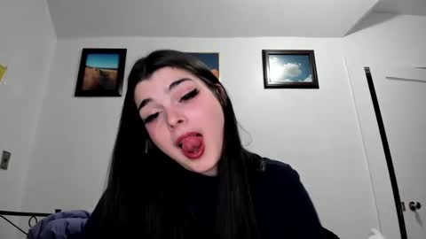 Snapshot of sierrasquirter chatting on January 29, 4:26 am Sierra online show from January 29, 4:26 am