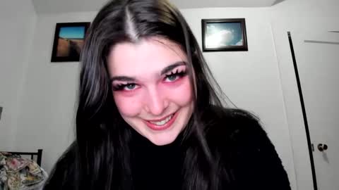 Snapshot of sierrasquirter chatting on February 5, 3:34 am Sierra online show from February 5, 3:34 am