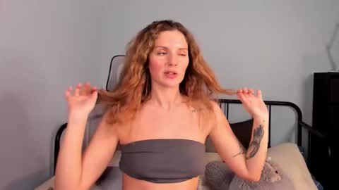 Kira online show from January 31, 7:11 pm