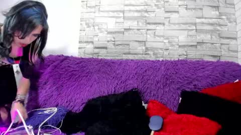 Snapshot of silacitex_effys chatting on April 17, 3:53 am Silacitex online show from April 17, 3:53 am