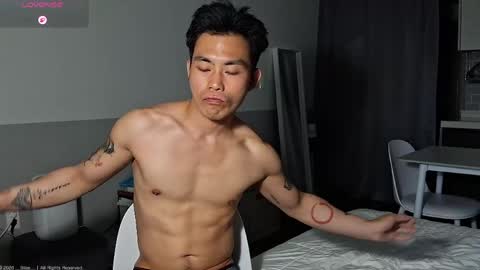 Silas Kim online show from May 12, 2:52 am