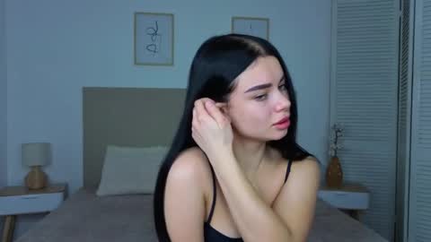  Silena online show from February 9, 2:21 pm