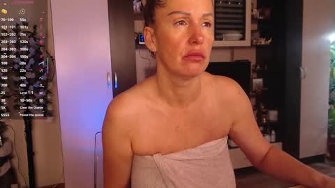 Snapshot of silenaa_sloussen chatting on September 16, 4:46 am silenaa_sloussen online show from September 16, 4:46 am