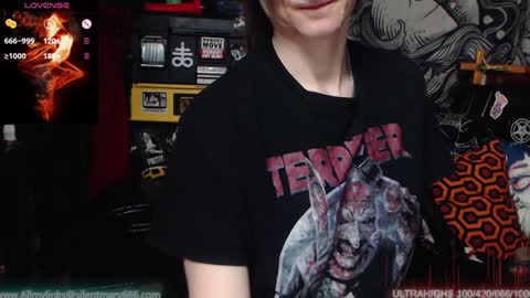 Snapshot of silentmary chatting on February 8, 3:52 am Allmylinkssilentmary666 online show from February 8, 3:52 am