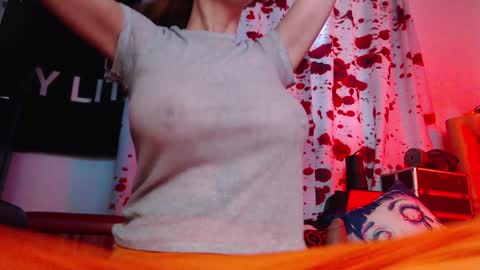 Snapshot of silentmary chatting on October 28, 1:36 pm Allmylinkssilentmary666 online show from October 28, 1:36 pm