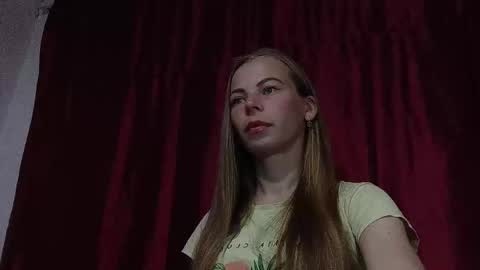 Snapshot of silentpassion567 chatting on March 22, 10:02 pm JULIANA online show from March 22, 10:02 pm