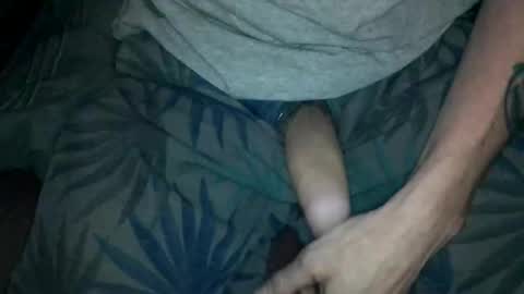 silentstiffler online show from April 28, 1:37 am