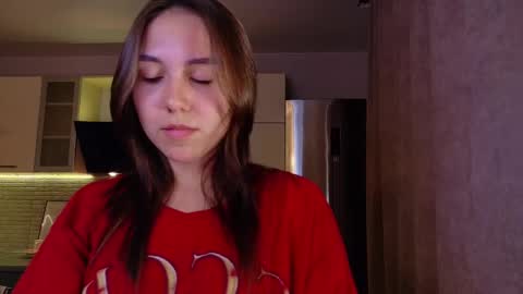 You fav Miss Si online show from October 9, 3:21 pm