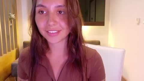 You fav Miss Si online show from November 7, 11:10 am