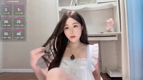 Snapshot of sililis chatting on October 4, 8:23 am sililis online show from October 4, 8:23 am