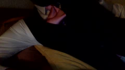 satinsub online show from May 18, 9:31 pm