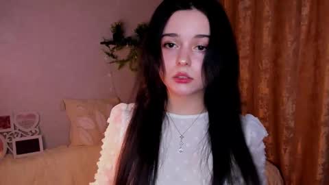 silkyaura online show from September 16, 8:54 pm