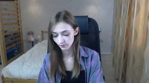 silkymiley online show from September 9, 1:38 am