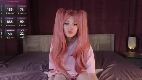 silly___woman online show from September 29, 2:00 pm