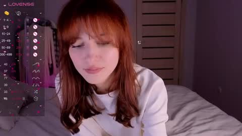 Snapshot of silly___woman chatting on April 21, 8:34 pm silly___woman online show from April 21, 8:34 pm