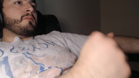 Snapshot of silva1018 chatting on March 3, 7:10 am Alvaro online show from March 3, 7:10 am