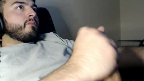 Snapshot of silva1018 chatting on January 11, 7:02 am Alvaro online show from January 11, 7:02 am