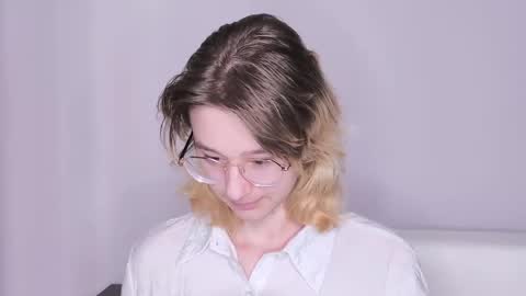 Snapshot of silva_tailll chatting on March 30, 8:10 pm silva online show from March 30, 8:10 pm