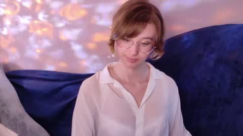 Kate online show from August 2, 11:19 am