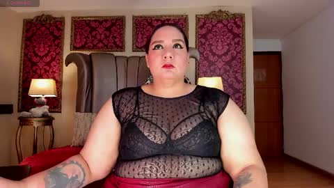 Snapshot of silvanabombshell chatting on March 30, 12:39 pm SilvanaBombshel online show from March 30, 12:39 pm