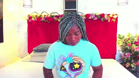 Snapshot of silvannafit chatting on June 14, 9:22 am Silvana Fit online show from June 14, 9:22 am