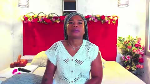 Snapshot of silvannafit chatting on June 15, 9:11 am Silvana Fit online show from June 15, 9:11 am