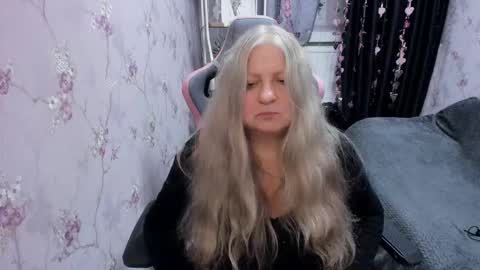 silver_moon_light online show from September 24, 6:44 pm