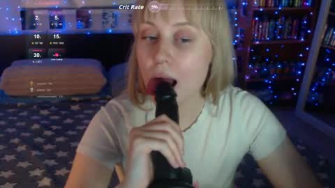 Snapshot of silvercherub chatting on April 17, 8:23 pm silvercherub online show from April 17, 8:23 pm
