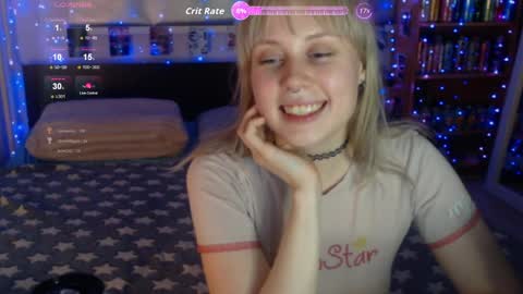 Snapshot of silvercherub chatting on April 22, 9:38 pm silvercherub online show from April 22, 9:38 pm