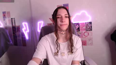 silvermuse online show from February 12, 9:21 pm