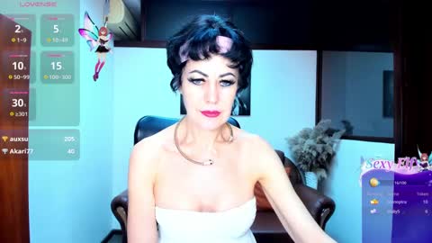 Silvia Wallec online show from January 13, 9:41 am