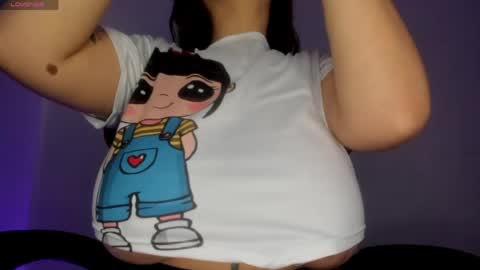 Snapshot of silviarichie_jade chatting on April 18, 5:50 pm silvia online show from April 18, 5:50 pm