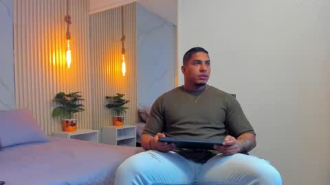 simeone_panda online show from December 14, 12:01 pm