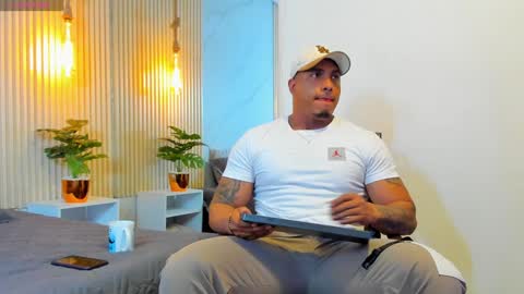 simeone_panda online show from December 22, 4:06 pm