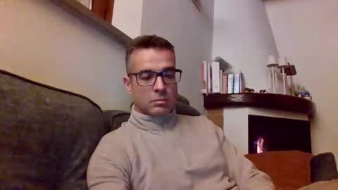 Snapshot of simmeturbate chatting on February 24, 10:30 pm Italiandaddyitalydickassbottomassholecomshowmasturbatenudeboyitalyatleticcutemuscolarhardcockdickboy online show from February 24, 10:30 pm