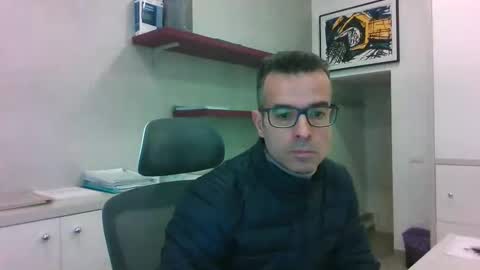 Snapshot of simmeturbate chatting on March 3, 7:03 am Italiandaddyitalydickassbottomassholecomshowmasturbatenudeboyitalyatleticcutemuscolarhardcockdickboy online show from March 3, 7:03 am