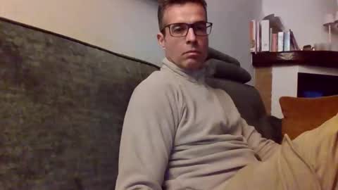 Snapshot of simmeturbate chatting on March 31, 9:37 pm Italiandaddyitalydickassbottomassholecomshowmasturbatenudeboyitalyatleticcutemuscolarhardcockdickboy online show from March 31, 9:37 pm