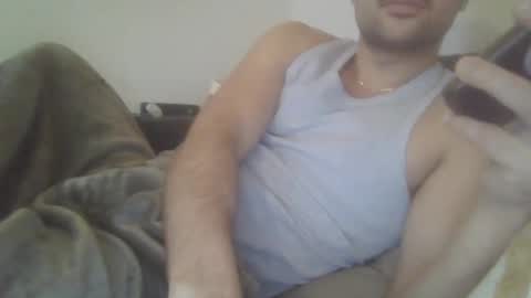 Snapshot of simml98 chatting on February 13, 3:08 pm Sam online show from February 13, 3:08 pm