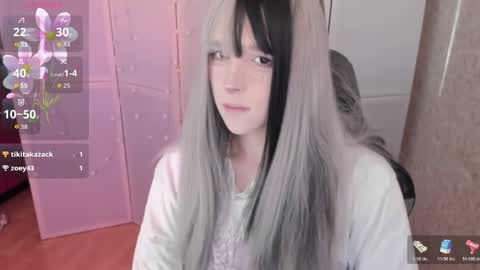 Snapshot of simochka_ chatting on May 1, 4:50 am Simochka online show from May 1, 4:50 am