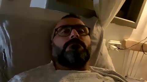 Si online show from November 1, 9:39 pm