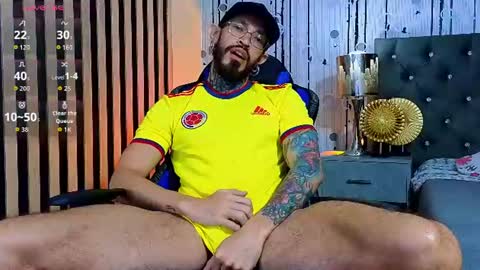 Snapshot of simon_rz chatting on June 17, 12:07 pm Simon online show from June 17, 12:07 pm