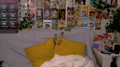 Snapshot of simona_rain chatting on September 26, 11:20 pm Simona online show from September 26, 11:20 pm