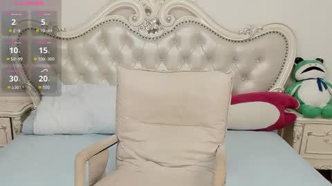 simonastephanie online show from July 12, 3:14 pm
